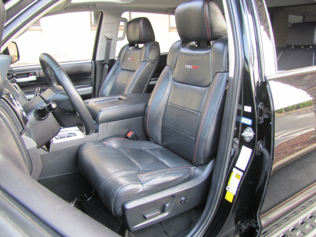 2020 Toyota Tundra Image 16