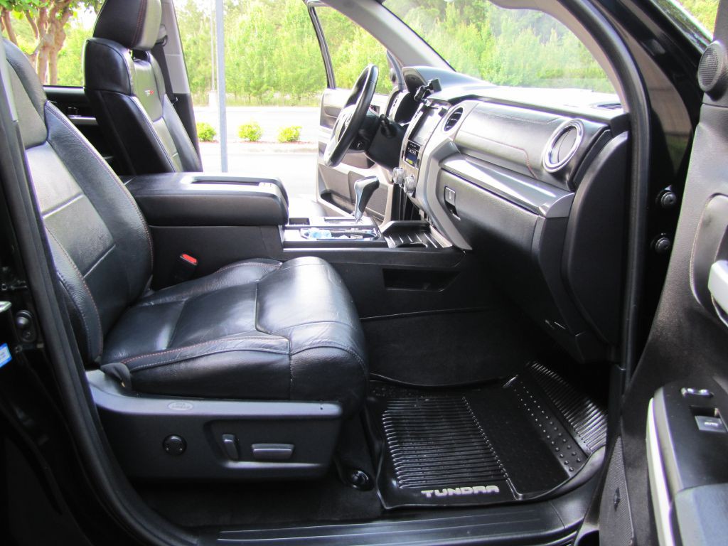 2020 Toyota Tundra Image 23