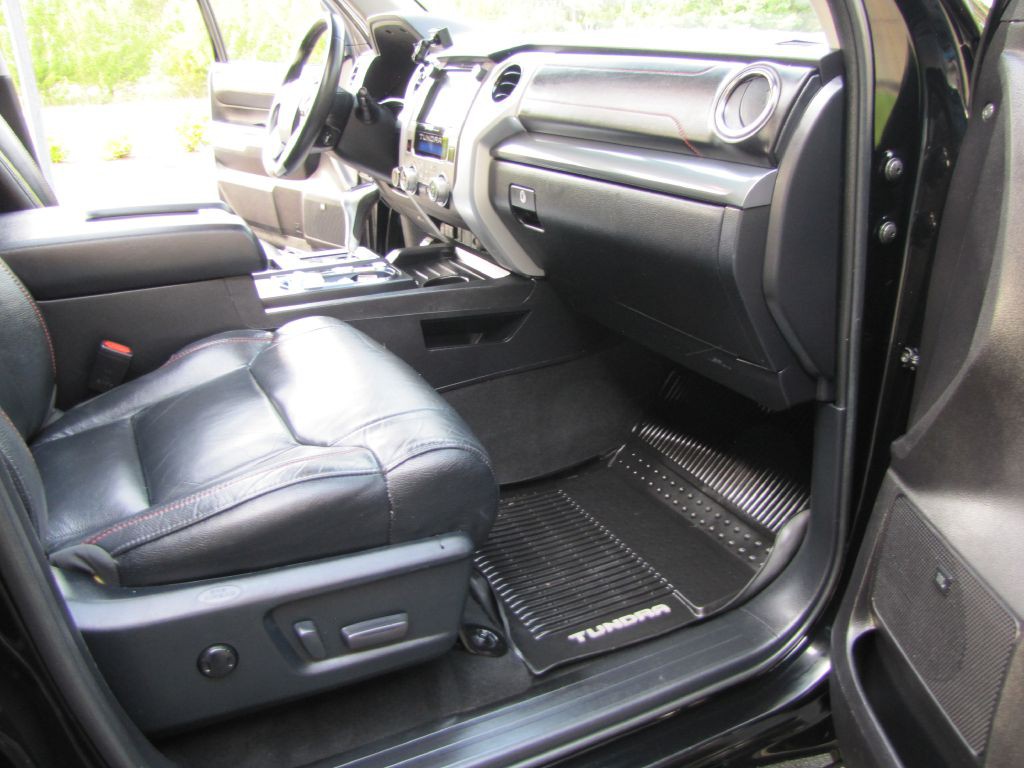 2020 Toyota Tundra Image 24