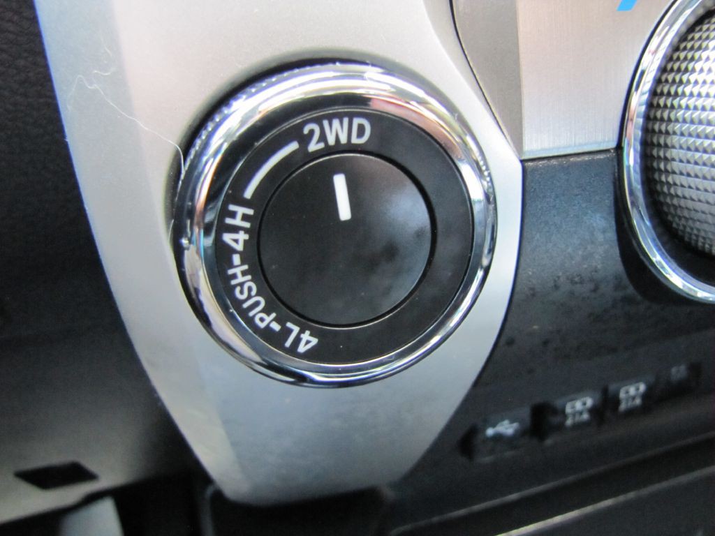 2020 Toyota Tundra Image 43