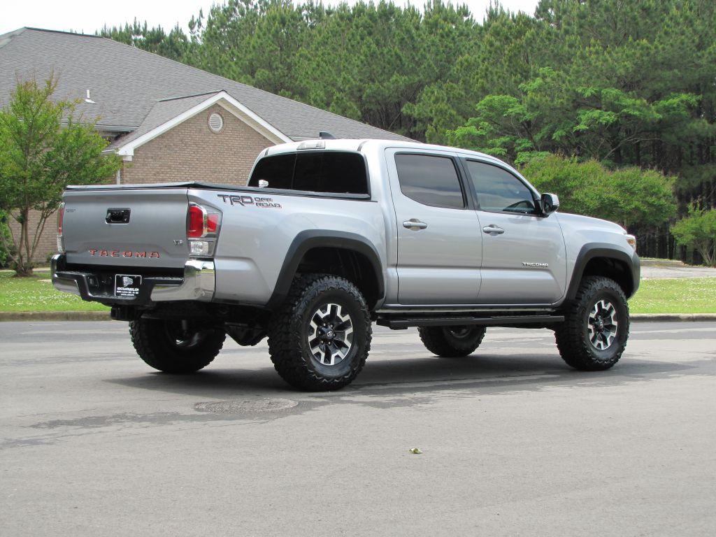 2020 Toyota Tacoma Image 6