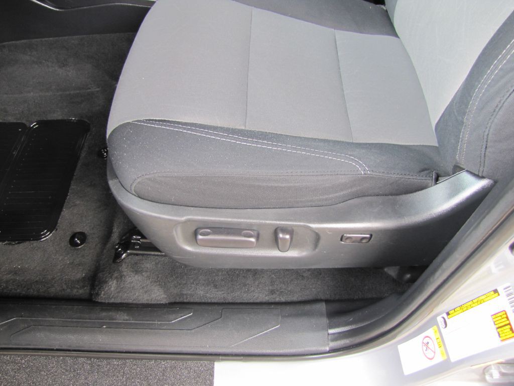 2020 Toyota Tacoma Image 15