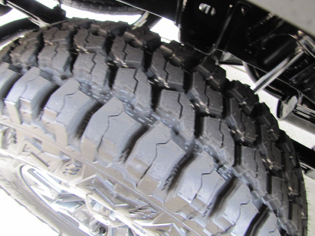 2020 Toyota Tacoma Image 28