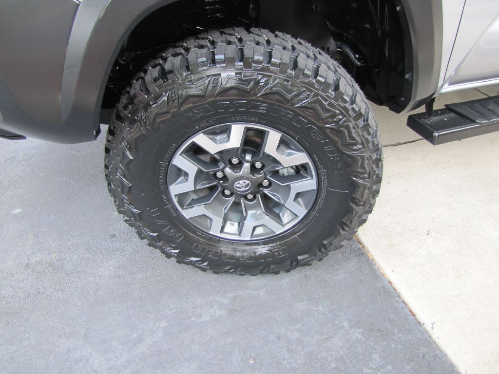 2020 Toyota Tacoma Image 37