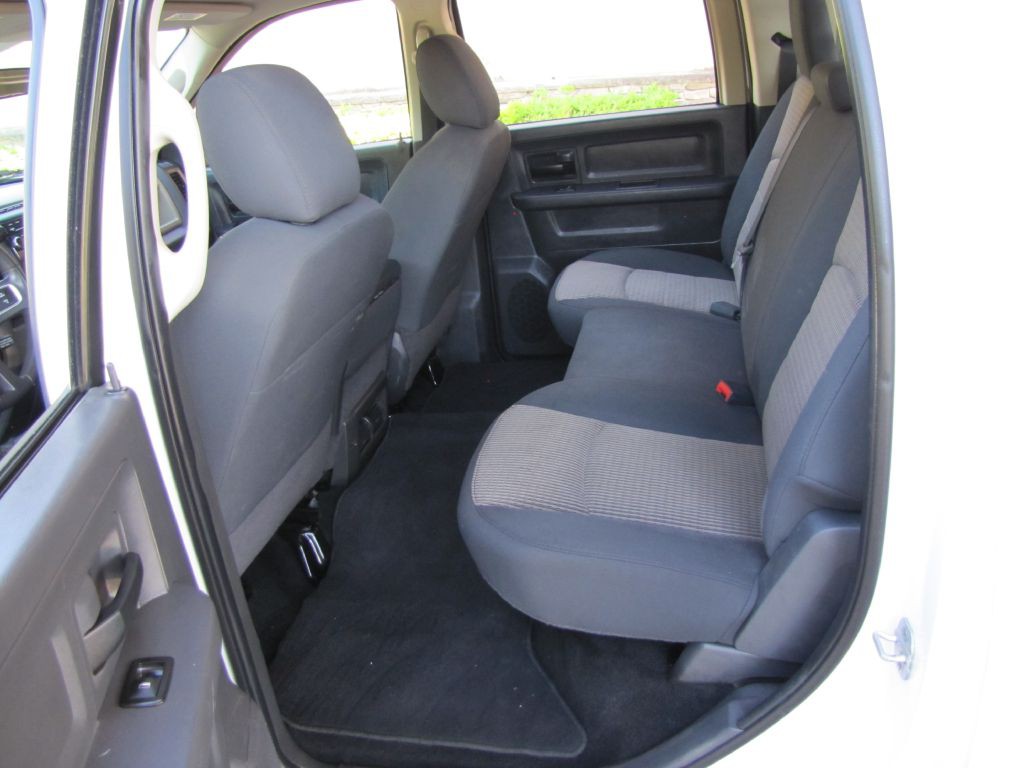 2011 Dodge Ram 3500 Image 15
