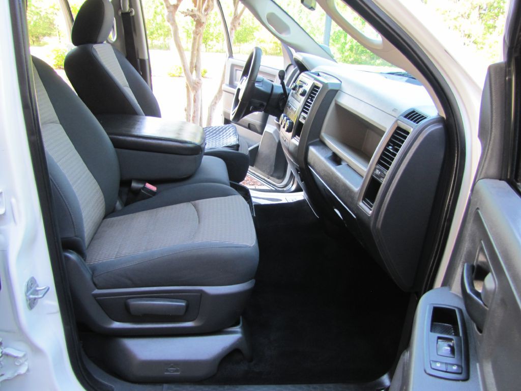 2011 Dodge Ram 3500 Image 19