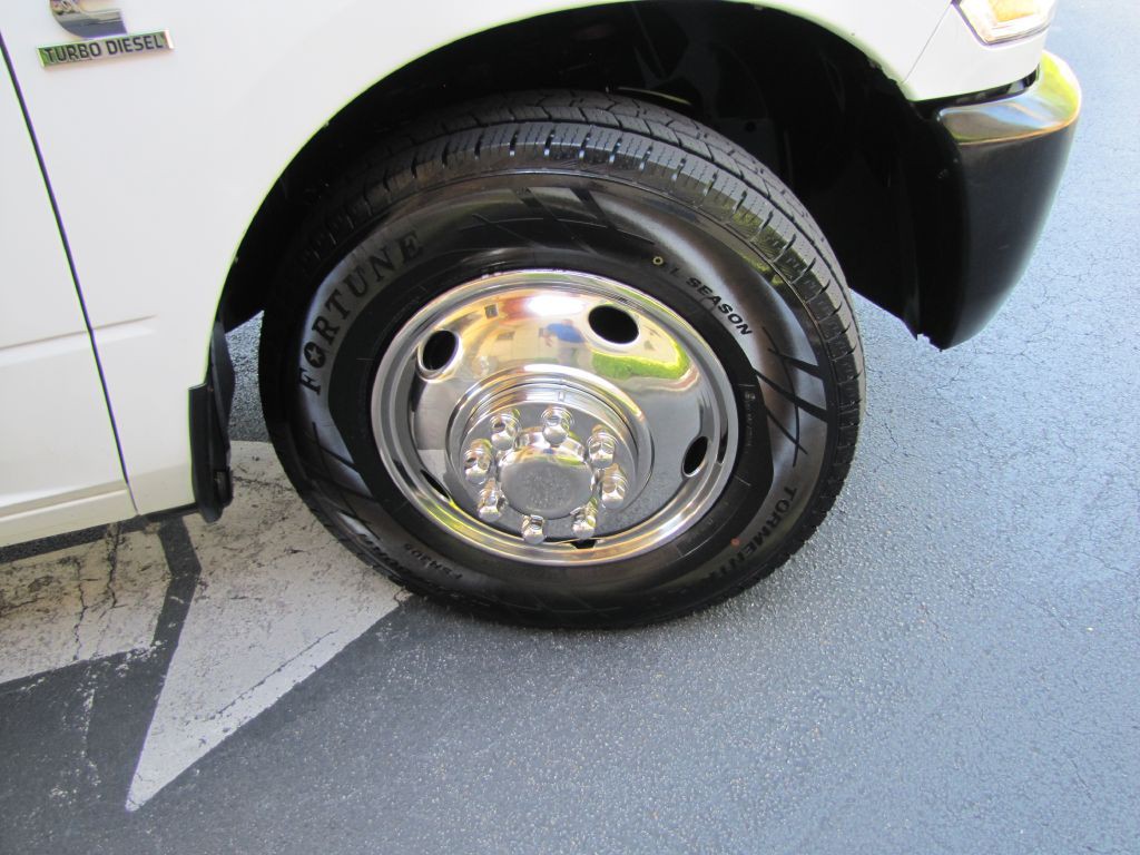 2011 Dodge Ram 3500 Image 22