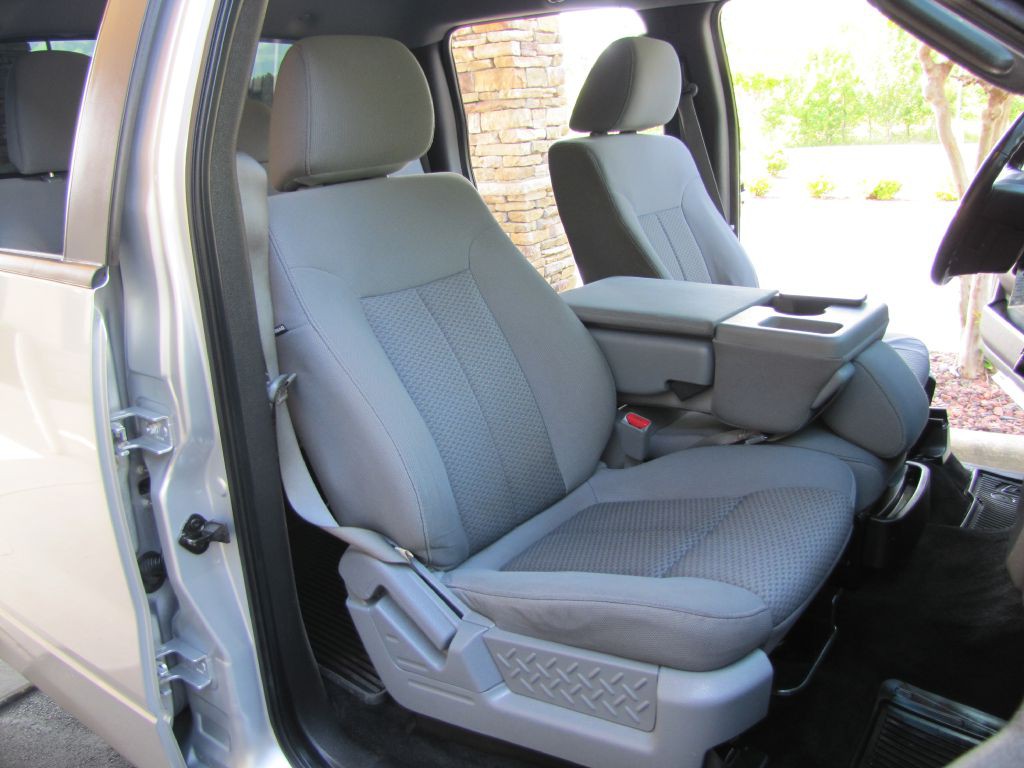 2011 Ford F-150 Image 23
