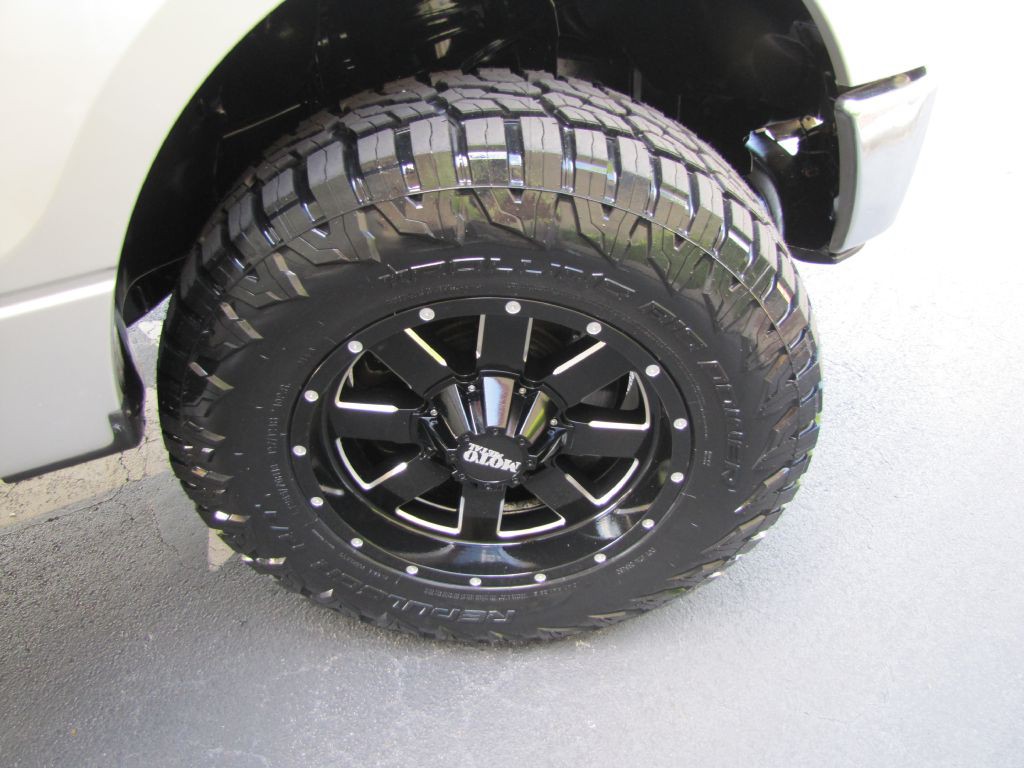 2011 Ford F-150 Image 24