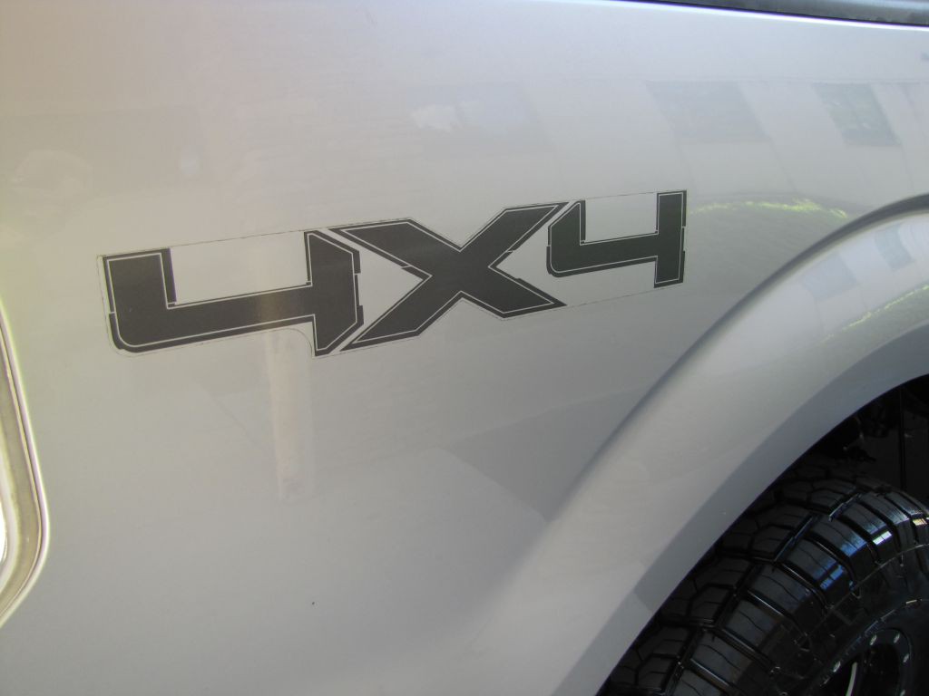 2011 Ford F-150 Image 28
