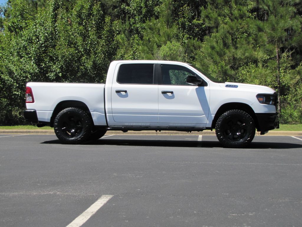 2023 RAM 1500 Image 4