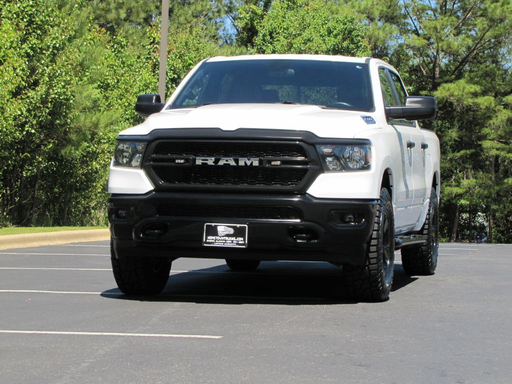2023 RAM 1500 Image 8