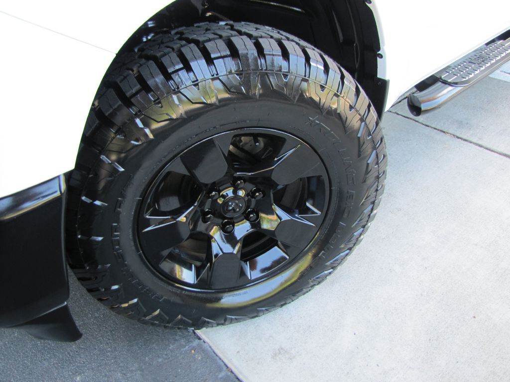 2023 RAM 1500 Image 36