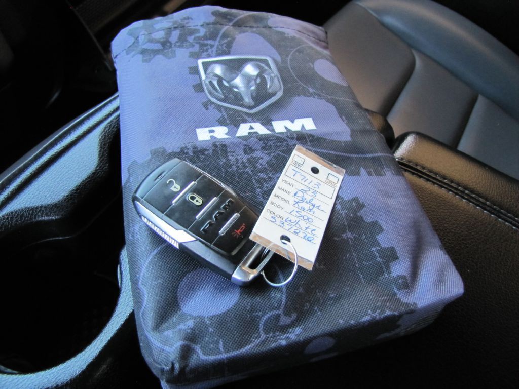2023 RAM 1500 Image 44