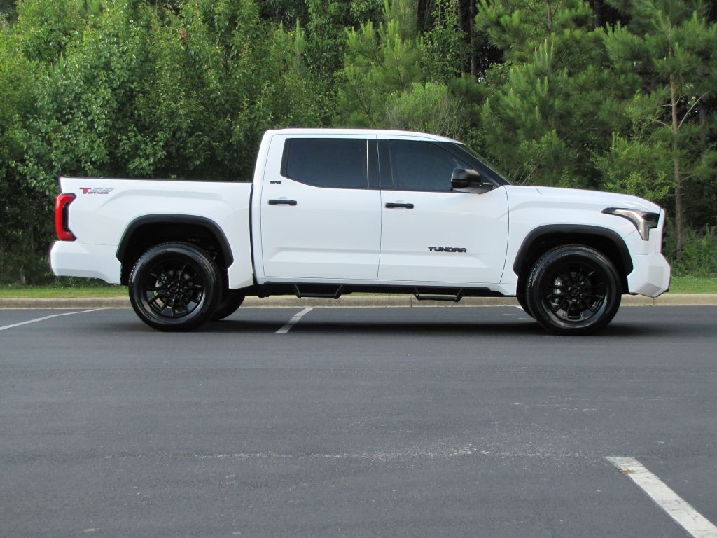 2023 Toyota Tundra Image 4