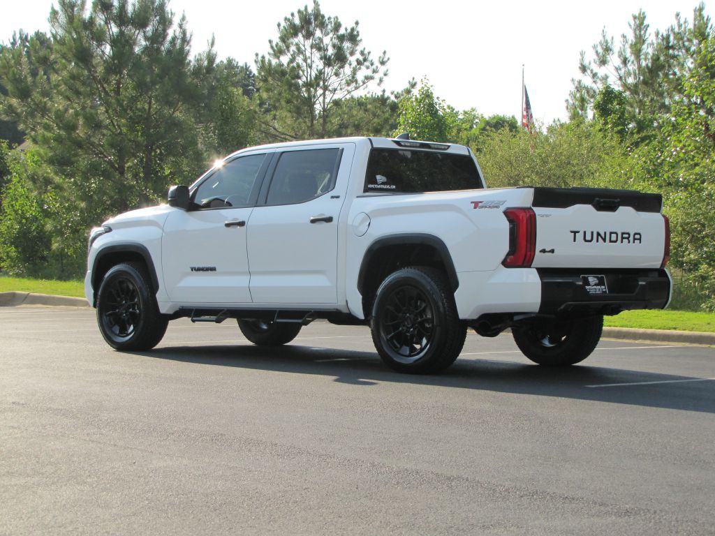 2023 Toyota Tundra Image 7
