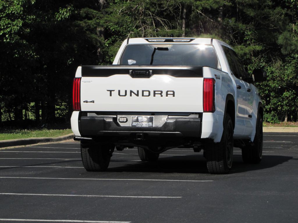 2023 Toyota Tundra Image 10
