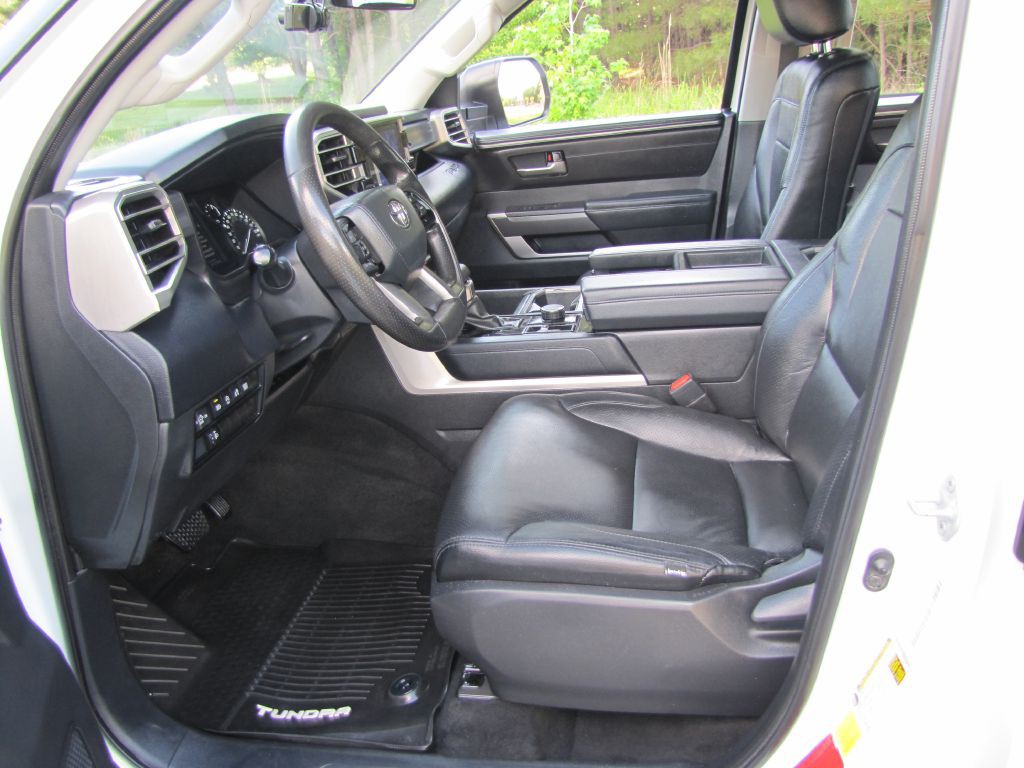 2023 Toyota Tundra Image 12