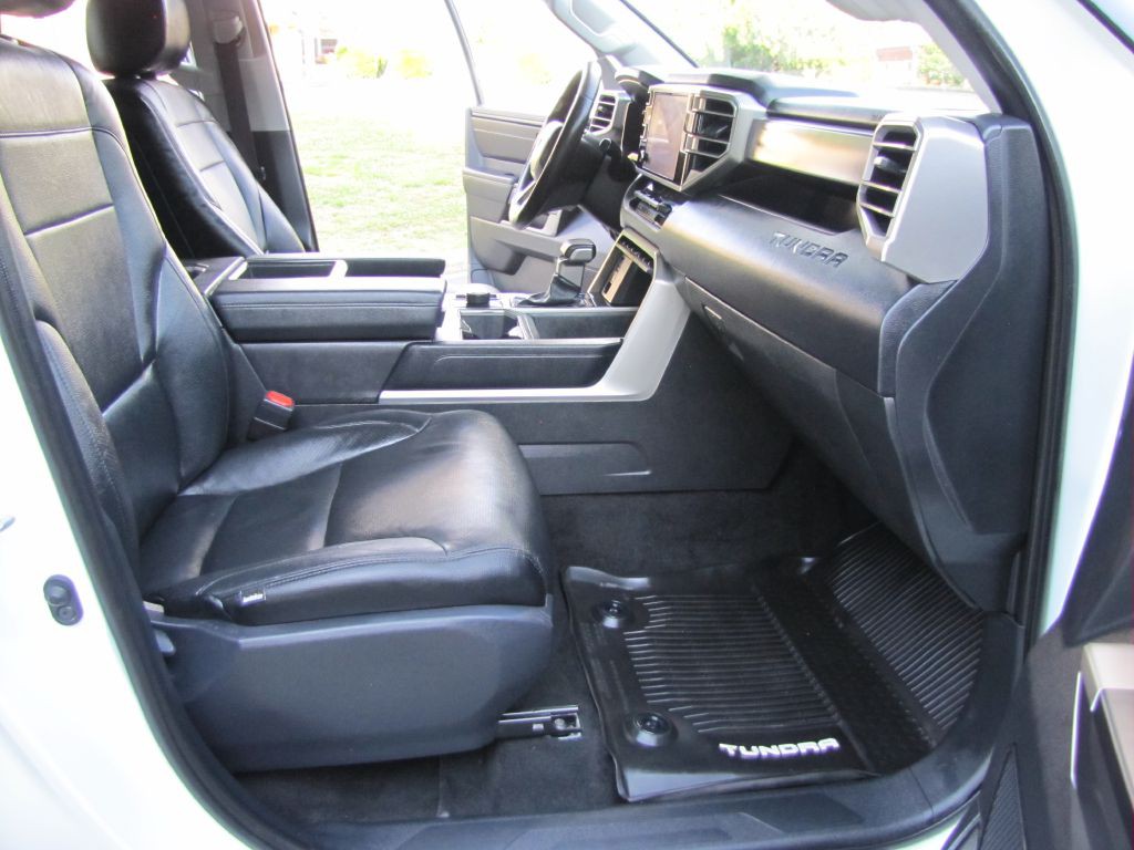 2023 Toyota Tundra Image 21