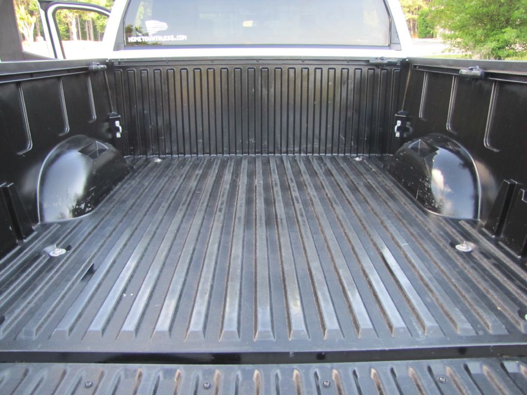 2023 Toyota Tundra Image 31