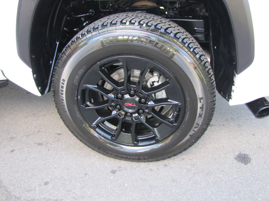 2023 Toyota Tundra Image 33
