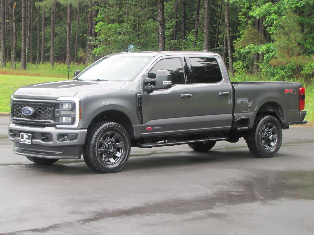 2024 Ford F-250 Image 1