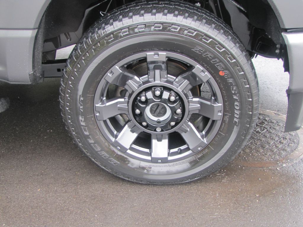 2024 Ford F-250 Image 12