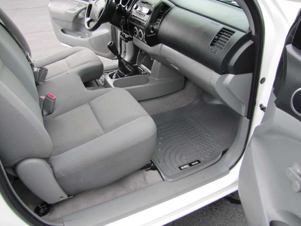 2006 Toyota Tacoma Image 16