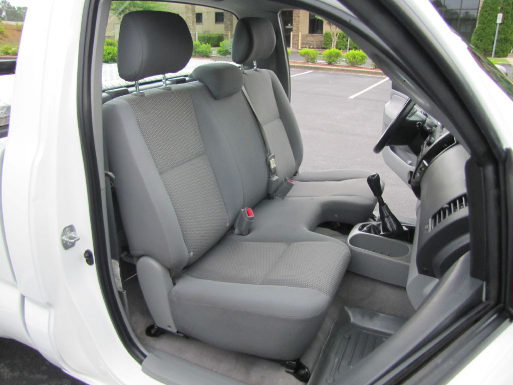 2006 Toyota Tacoma Image 17