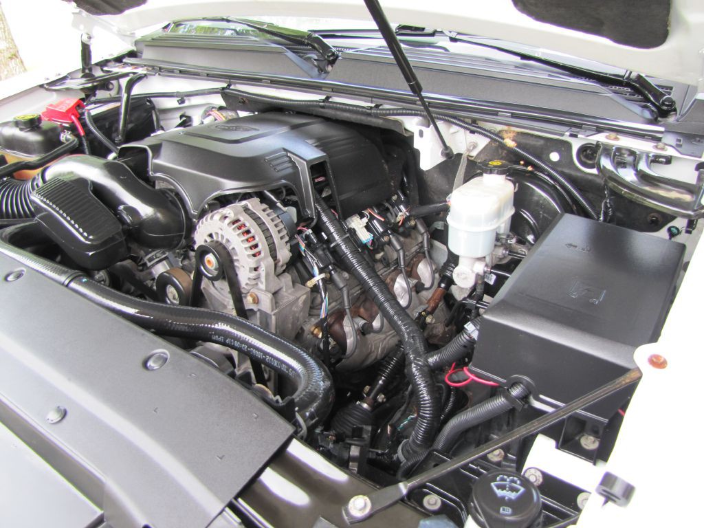 2012 Chevrolet Suburban Image 39