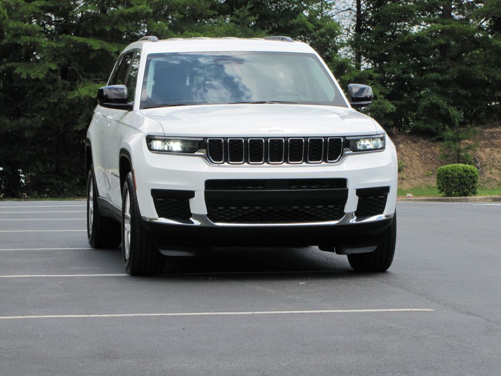 2023 Jeep Grand Cherokee Image 9