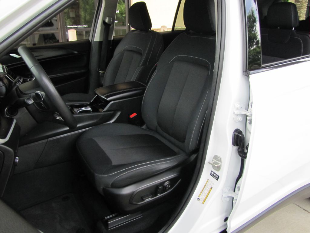 2023 Jeep Grand Cherokee Image 15