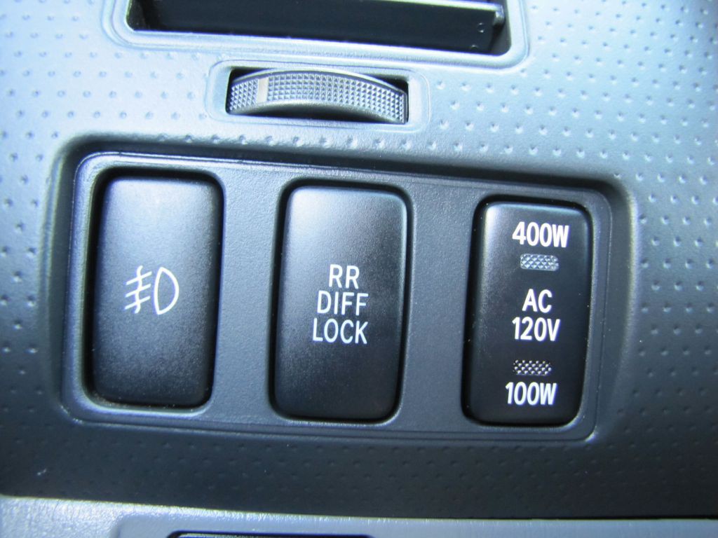2014 Toyota Tacoma Image 42