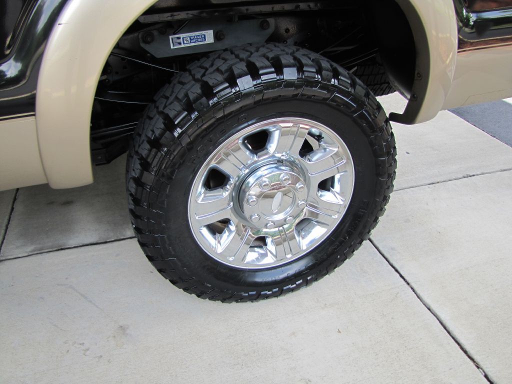 2012 Ford F-350 Image 25