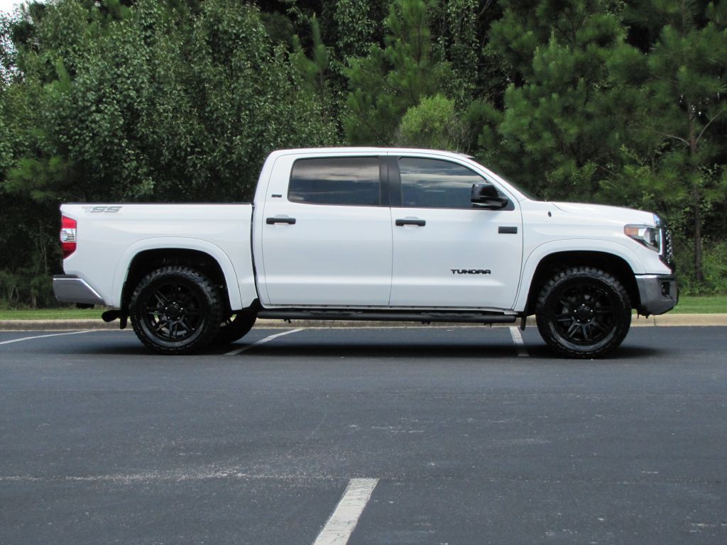 2018 Toyota Tundra Image 4