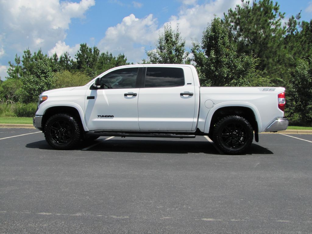 2018 Toyota Tundra Image 5