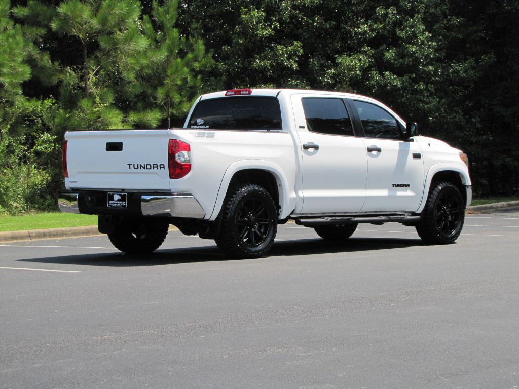2018 Toyota Tundra Image 6