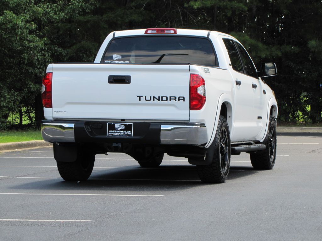 2018 Toyota Tundra Image 10