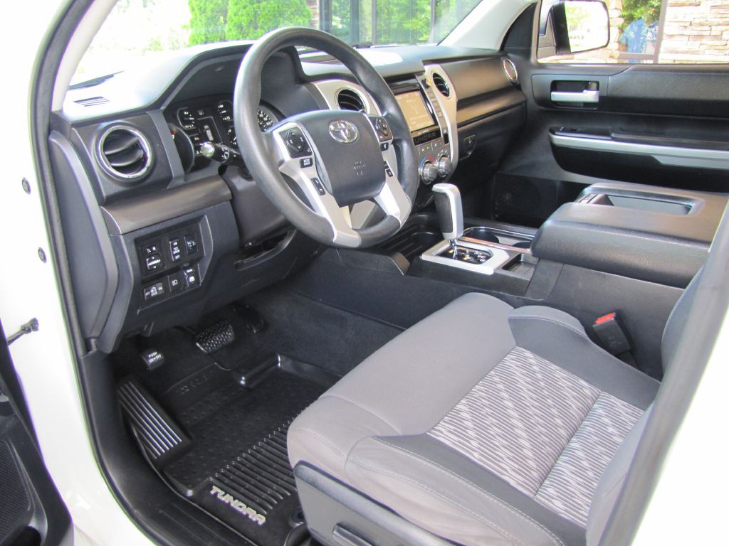 2018 Toyota Tundra Image 13