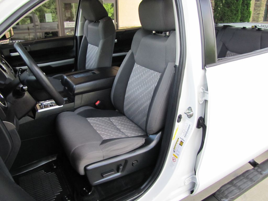 2018 Toyota Tundra Image 15