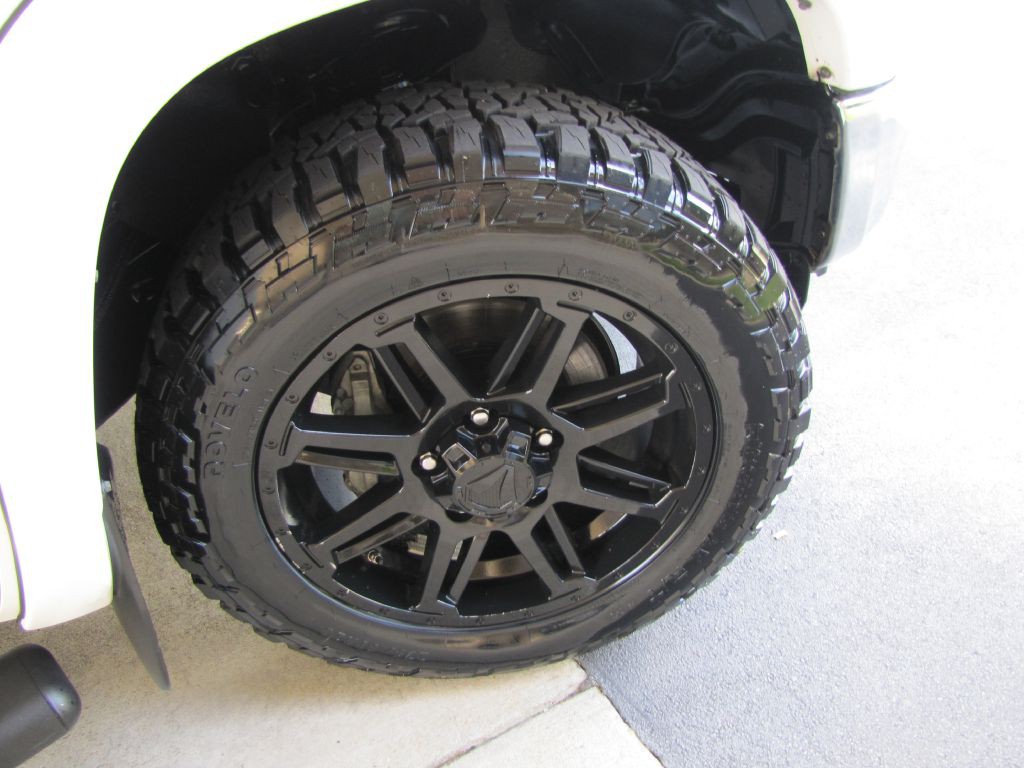 2018 Toyota Tundra Image 24