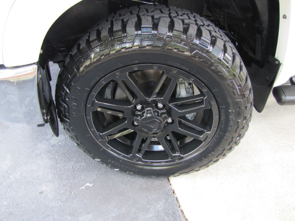 2018 Toyota Tundra Image 38