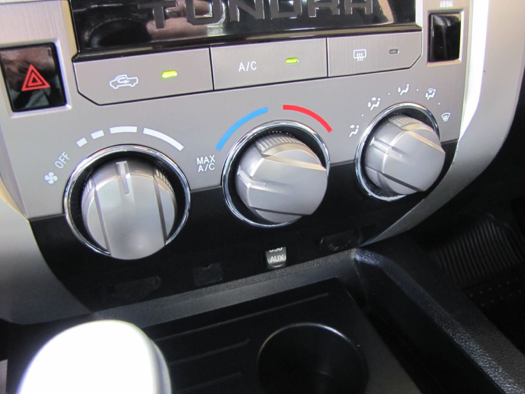 2018 Toyota Tundra Image 44