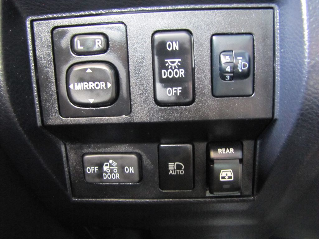 2018 Toyota Tundra Image 48