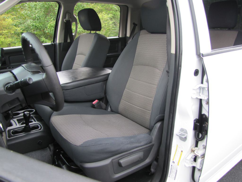 2012 Dodge Ram 3500 Image 14