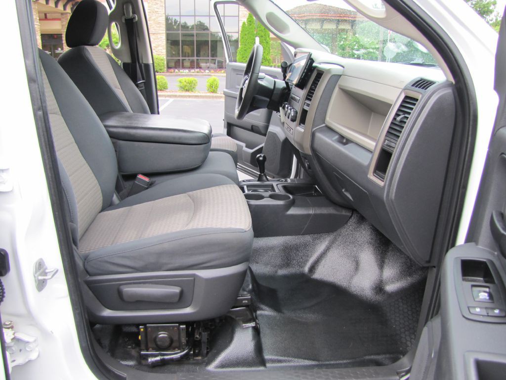 2012 Dodge Ram 3500 Image 19