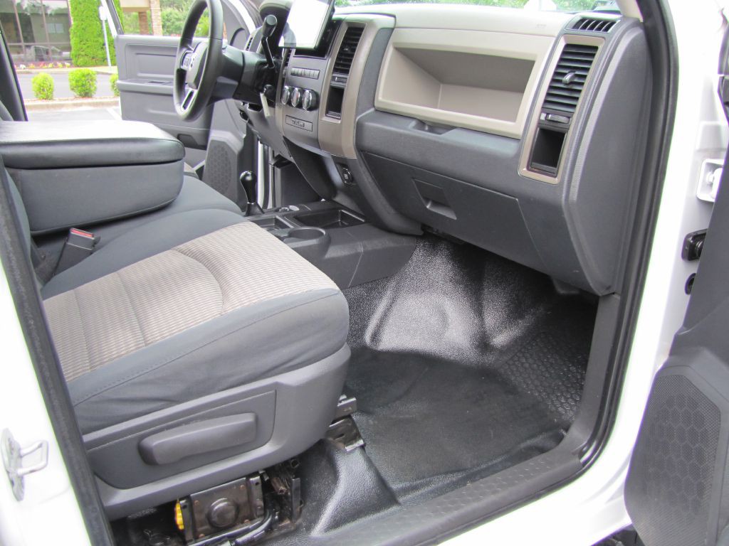 2012 Dodge Ram 3500 Image 20