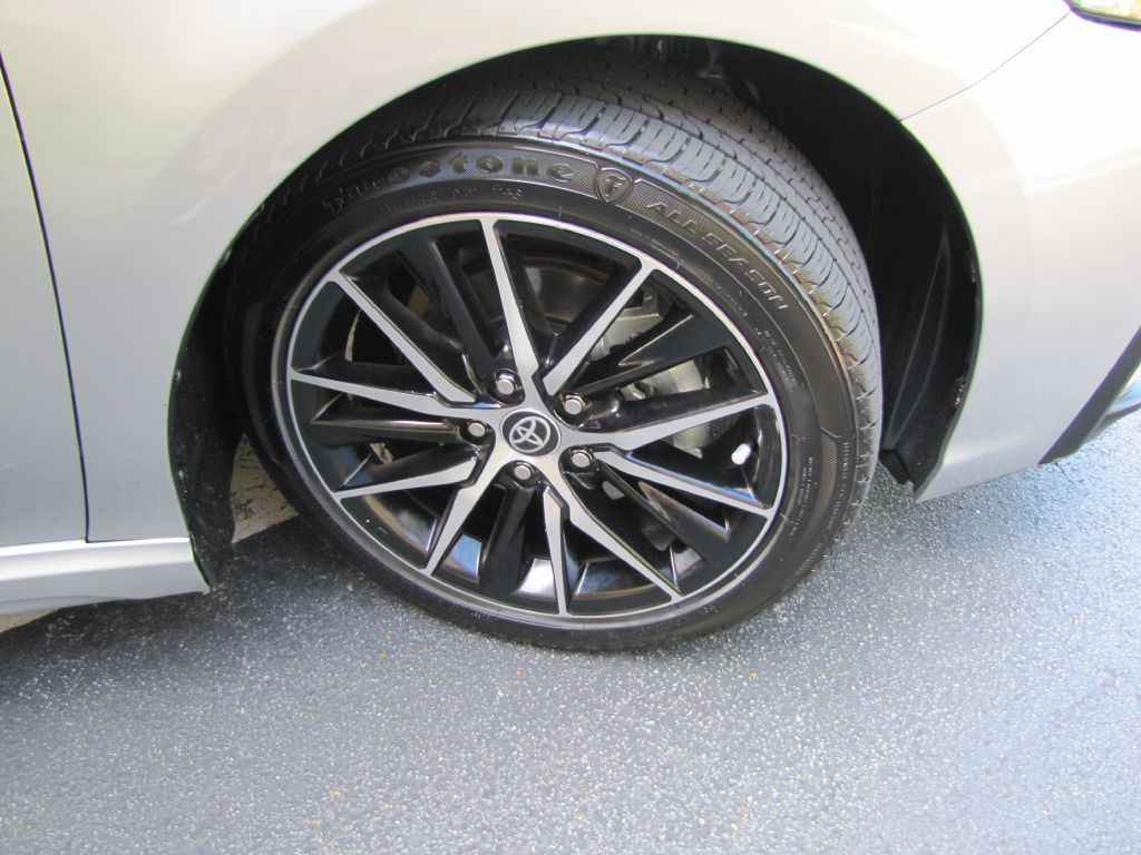 2023 Toyota Camry Image 24