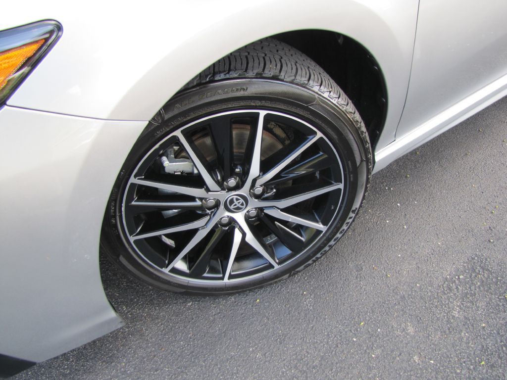 2023 Toyota Camry Image 32