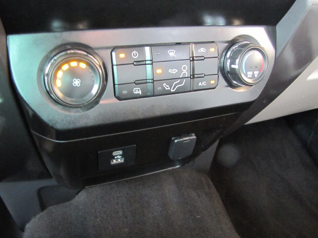 2022 Ford F-250 Image 42